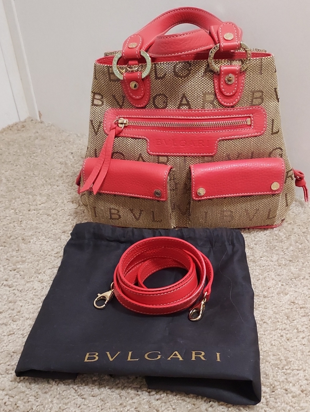 BVLGARI Logomania 1 Way BAG